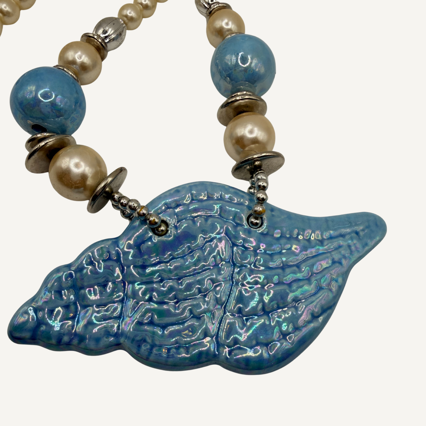 Ceramic Shell Pendant Necklace