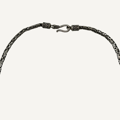 Agate Pendant Necklace