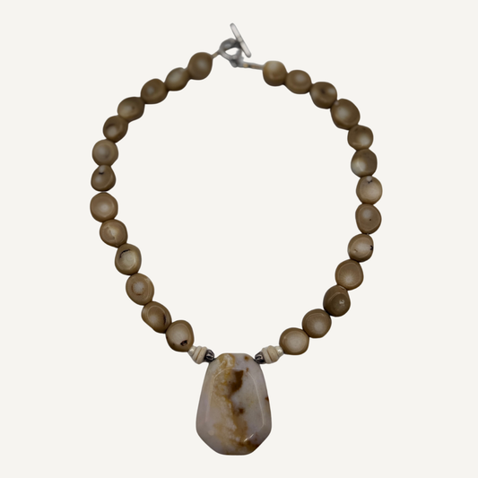 Flats Agate Necklace