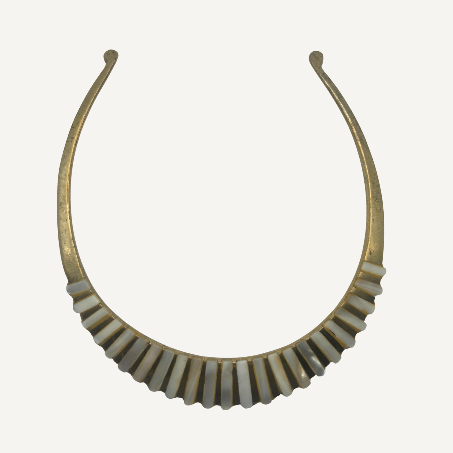 Mother of Pearl Chocker