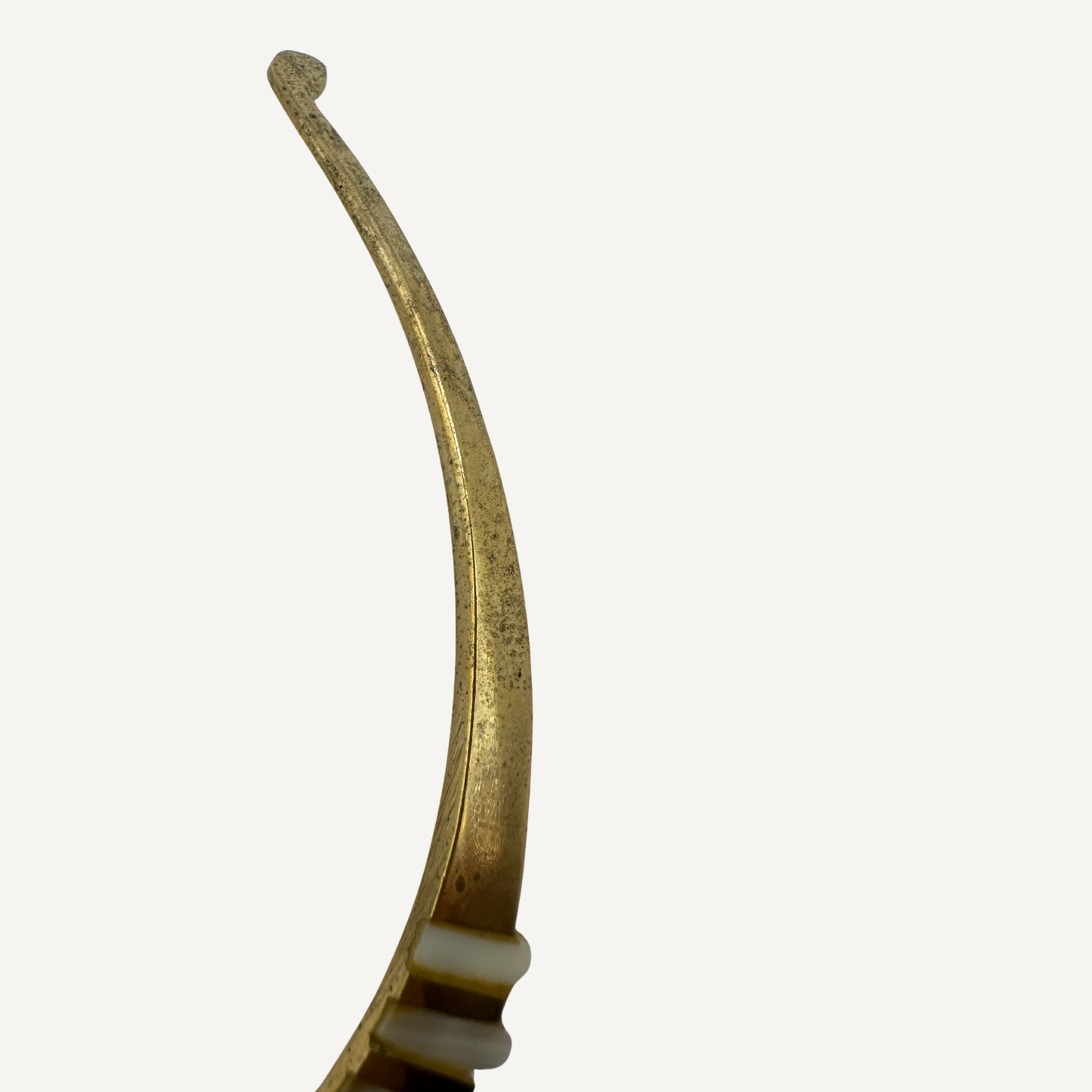 Mother of Pearl Chocker