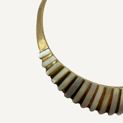 Mother of Pearl Chocker